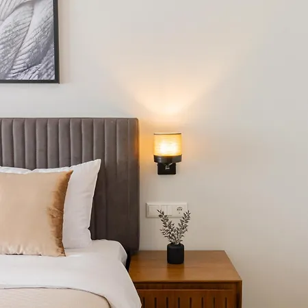 Nur 7 Gehminuten Zum Strand, Sehr Hochwertige Mit Terrasse In Ruhiger Lage, Inklusive Parkplatz Und Fahrradunterstellplatz Lässt Keine Wünsche Offen Apartment *